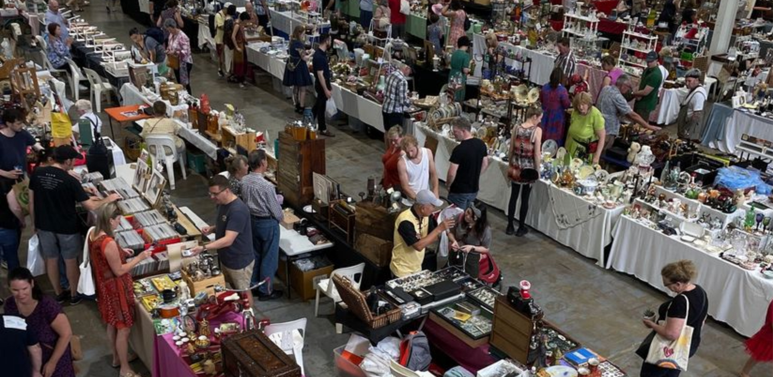 Antiques & Collectors Fair